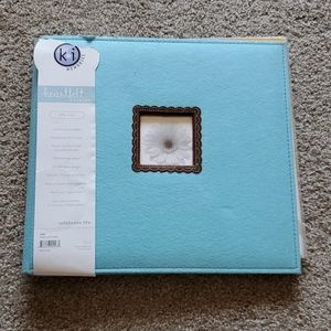 K.I. Memories Scrapbook with refillable sheets